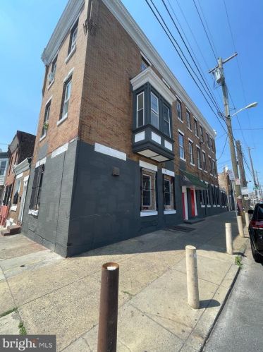 3462 Front St, Philadelphia, PA 19140-4610