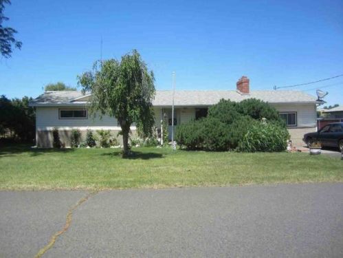 4213 Jay Ave, Cayuse OR  97801-3931 exterior