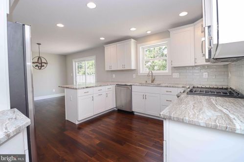 38 Chrisba Rd, Severna Park MD 21146-3060 exterior