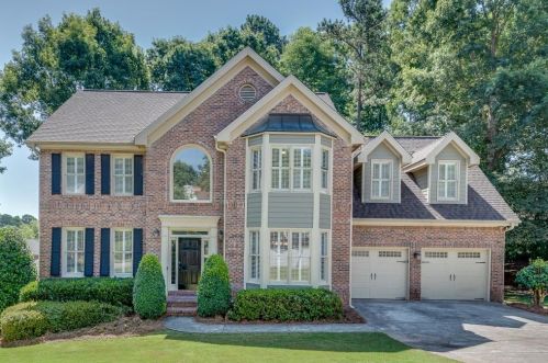 3052 Oaktree Ln, Duluth, GA 30096-5885