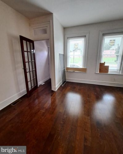 613 Front St, Camden NJ  08102-2129 exterior