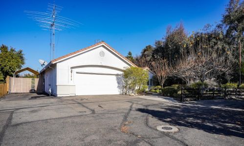 4618 Crestridge Rd, Fair Oaks, CA 95628-5710
