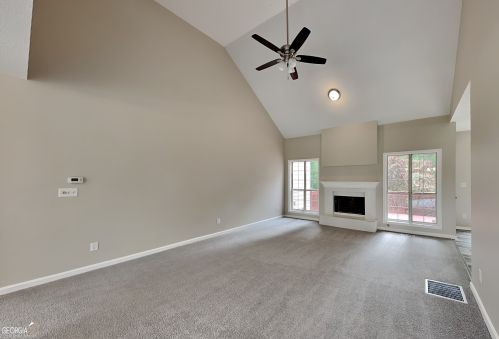 546 Oak Trl, Hampton, GA 30228-2793