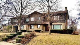 1901 Avenue G, Sterling, IL 61081-1136