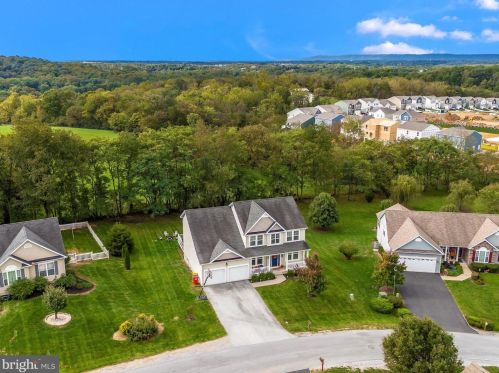 788 Rivanna Run, Falling Waters WV  25419-4293 exterior