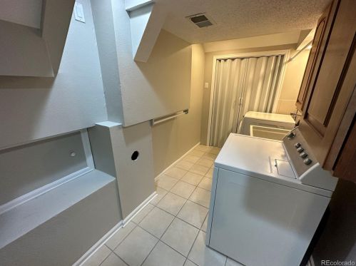 5812 Jericho Way, Aurora CO 80015-3654 exterior