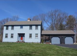 31 Parmenter Rd, Londonderry, NH 03053-3262