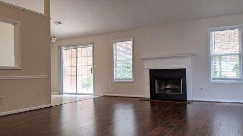 5643 Riverside Walk Dr, Buford, GA 30518-7474