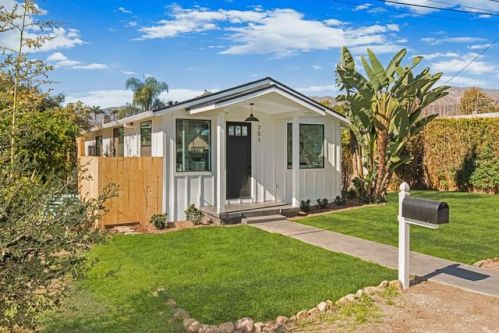 751 Olive Ave, Carpinteria, CA 93013-2403