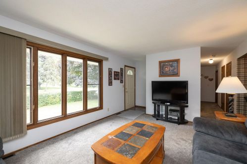 401 4th Ave, Newport, MN 55055-1472