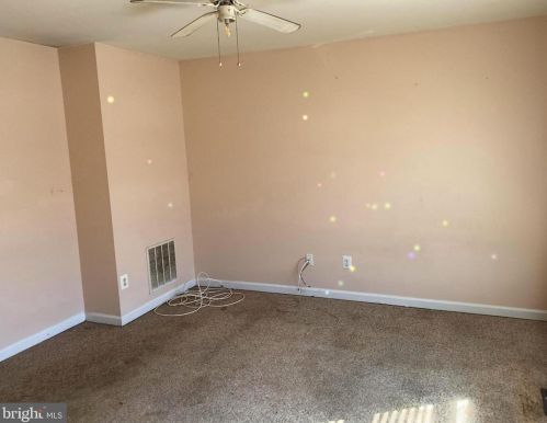 271 Center Deen Ave, Aberdeen MD  21001-2040 exterior