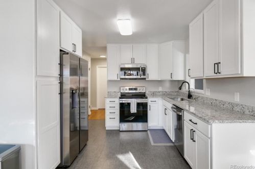 4660 Lipan St, Englewood CO  80110-5510 exterior