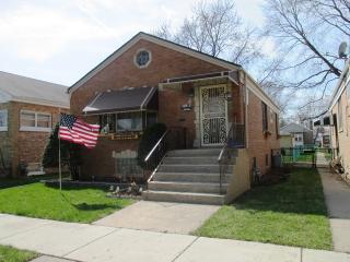 3820 Lombard Ave, Forest View IL  60402-4017 exterior