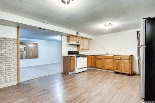 303 Iowa Dr, Lakewood CO exterior