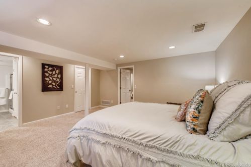 7075 Niagara Ct, Englewood CO 80112-1011 exterior