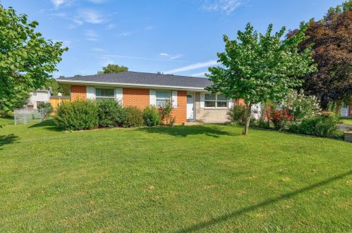 1511 Veterans Dr, Valles Mines, MO 63020-2816