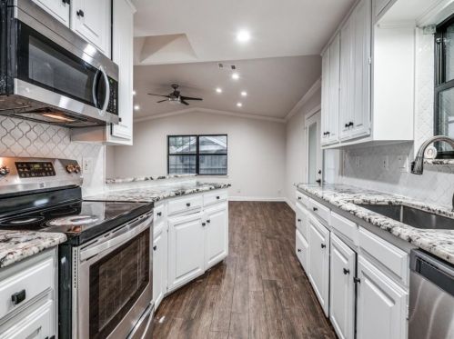 3600 Encanto Cir, Irving TX  75062-5138 exterior