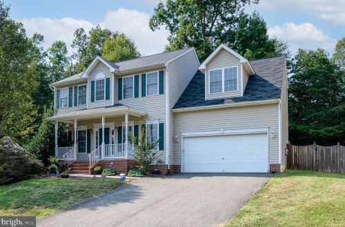 6811 Buck Ln, Fredericksburg, VA 22407-6327