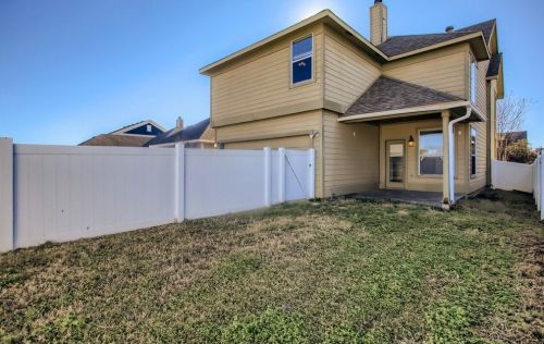 9855 Cedarcrest Dr, Aubrey, TX 76227-5413