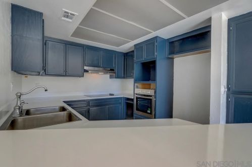 5442 Villas Dr, Bonsall, CA 92003-5207