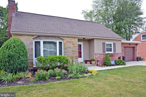 1784 Argyle Dr, York, PA 17406-1801