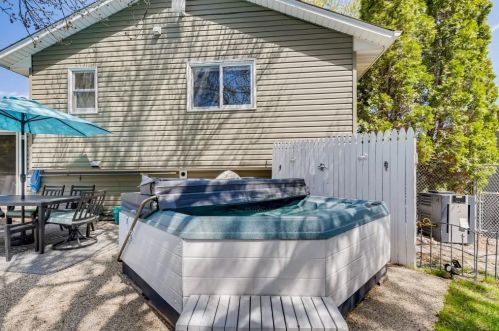 8108 137th St, Saint Paul MN  55124-9517 exterior