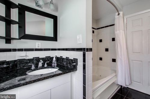 10009 Dallas Ave, Silver Spring MD 20901-2240 exterior