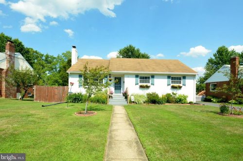 5913 Frederick St, Springfield VA  22150-3704 exterior