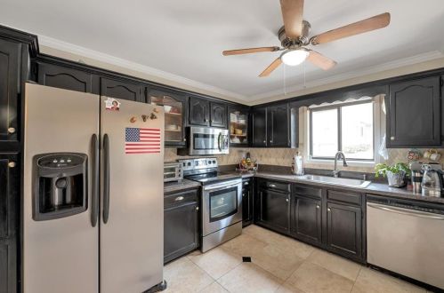 520 Gardenia Ln, Marietta, GA 30068-4615