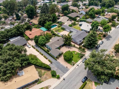 3902 Altura Ave, Glendale CA 91214-2501 exterior