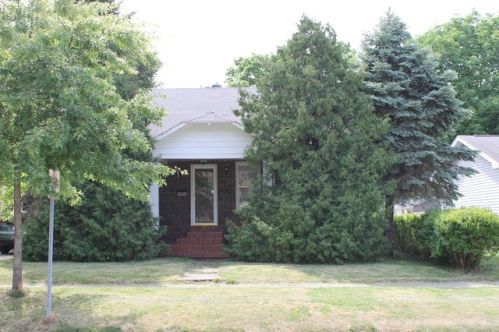612 Randolph St, Macomb IL  61455-2208 exterior