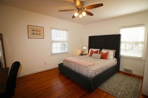 1875 Brewer Blvd, Atlanta GA  30310-4907 exterior