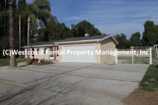 4243 Adam Rd, Simi Valley CA  93063-2341 exterior