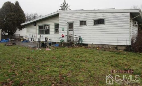 38 Kenlen Dr, Edison, NJ 08817-4808