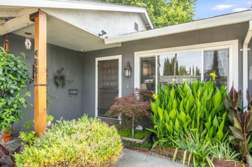 4881 Rue Loiret, San Jose, CA 95136-3103