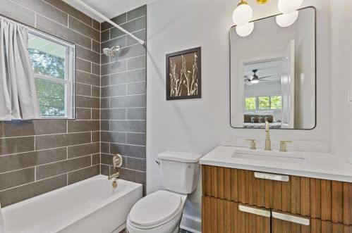 1061 Pinehurst Dr, Smyrna GA  30080-4356 exterior