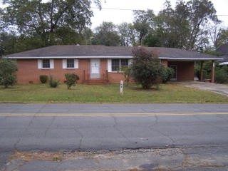 862 Cherry St, Unidilla, GA 31091