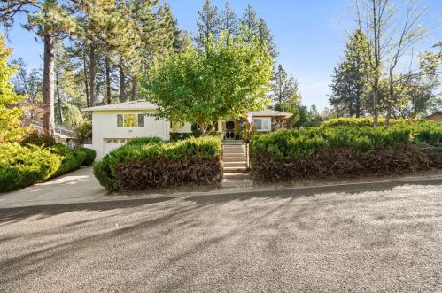 4403 Cash Boy Rd, Diamond Springs, CA 95619-9327