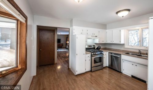 2437 Hillside Rd, Saint Paul MN  55110-5535 exterior