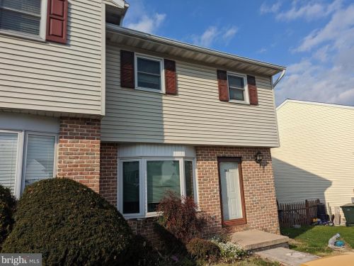 283 Riverview Dr, Ephrata, PA 17522-1876