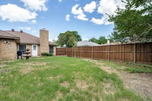 5213 Turtle Cv Rd, Garland TX 75044-4911 exterior