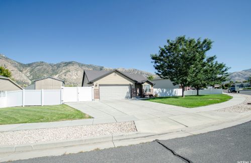 1478 725, Perry, UT 84302-6704