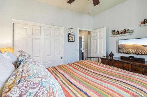 1482 Caminito Sicilia, Chula Vista CA  91915-4142 exterior