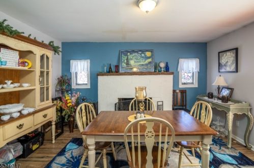 5 Starlite Hill Rd, Columbia, NJ 07832-2613