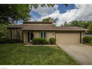 14866 Hartford Trl, Cleveland OH  44136-8218 exterior