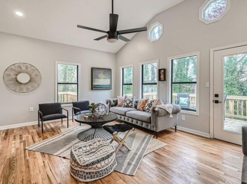 2114 Drew Vly Rd, Atlanta GA  30319-3918 exterior