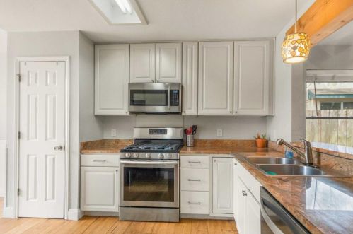 9301 Bradner Dr, Austin TX  78748-5021 exterior