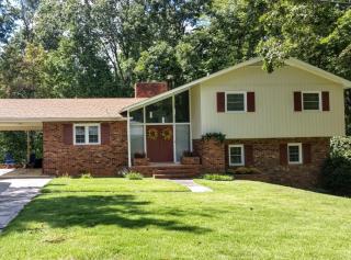 1524 Pepperidge Rd, Asheboro, NC 27205-7135