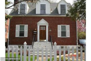 8211 Roanoke Ave, Silver Spring MD  20912-6226 exterior