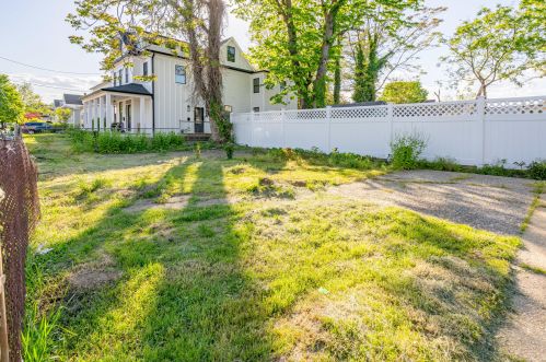 22 High St, Tinton Falls NJ  07724-3451 exterior